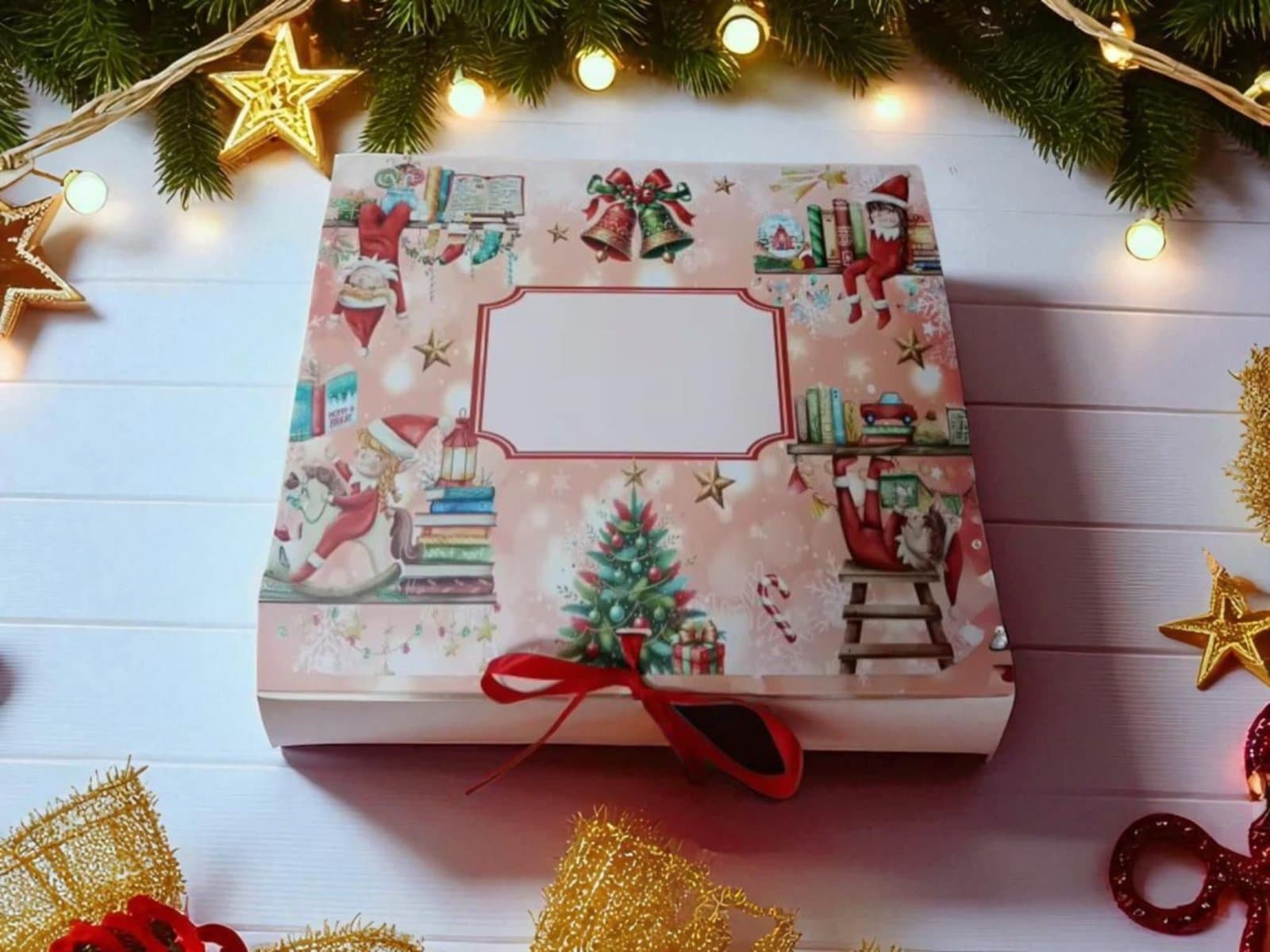 Naughty Elves – Cups and Boxes and Tubs