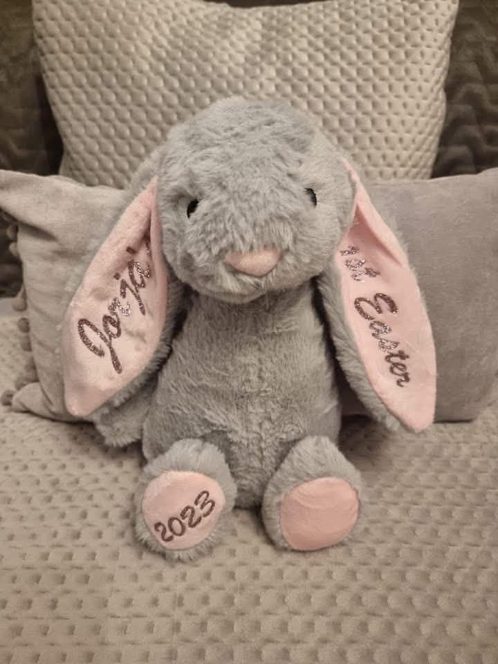 Bunnies – 35 cms